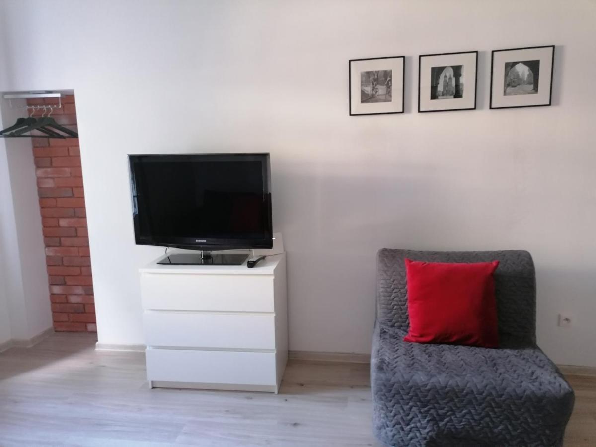 Old Cracow Apartment Mazowiecka 11 Krakau Buitenkant foto